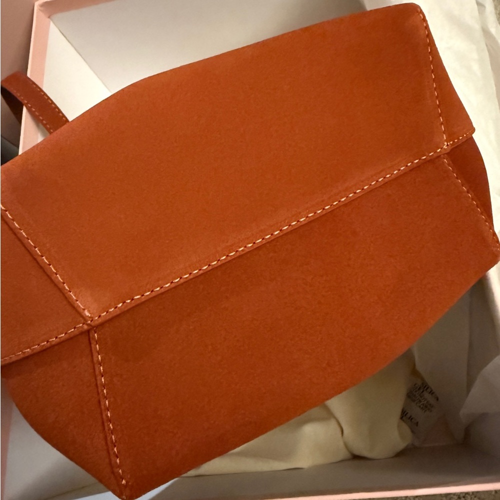 Mansur Gavriel Tan Suede Crossbody Bucket Bag - Cute For Summer!🥰🥰🥰 - Picture 6 of 6